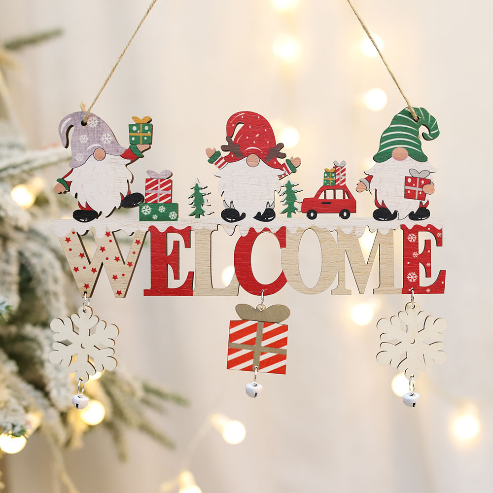 Wooden Christmas Hanging Penda - Home Bargains のレビューと価格